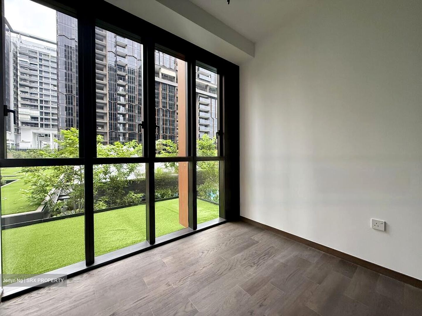 Liv @ Mb (D15), Condominium #450056751